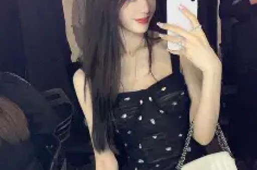 从‘南艺校花’到被封杀：刘露的堕落史与娱乐圈警示