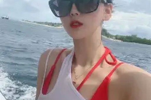 离婚12年再看独居大别墅的车晓娱乐圈的残酷应验了！