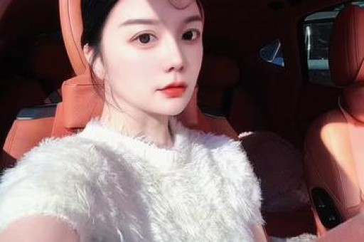 78岁秦祥林现状：前妻是谢贤初恋定居美国成富商谢贤去世没来