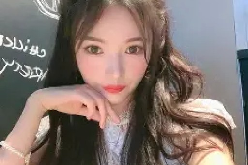 娱乐八卦少女